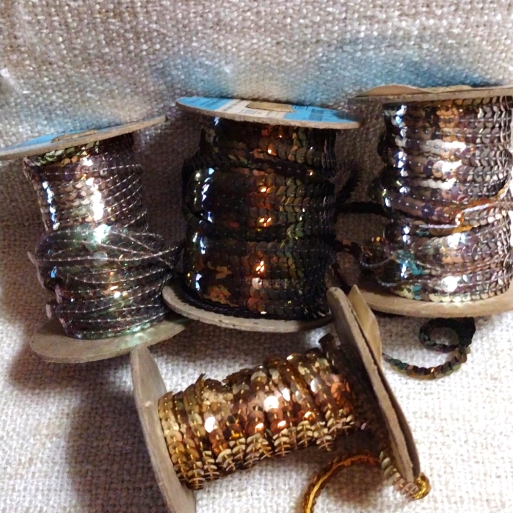 SEW ON SEQUIN BANDS FOR CLOTHES, COSTUMES, CROCHET